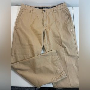 Under Armour mens khaki pants size 36